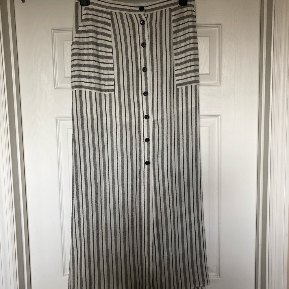 Forever 21 Double Split Summer Skirt